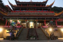 寺院夜景